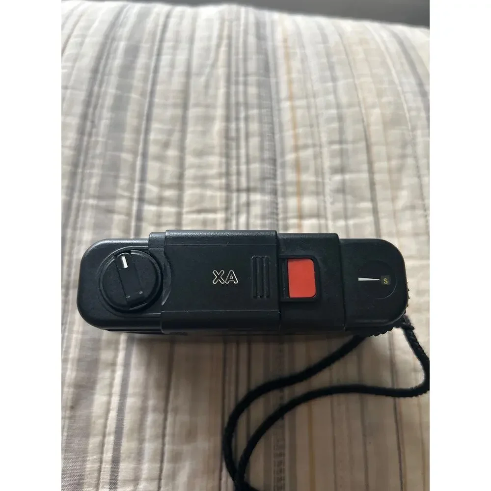 Olymus XA 35mm camera - untested.
